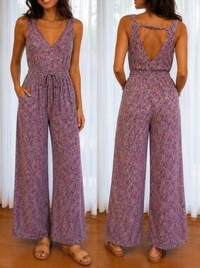 Tigerlily Lavender Floral V-Neck Wide-Leg Jumpsuit